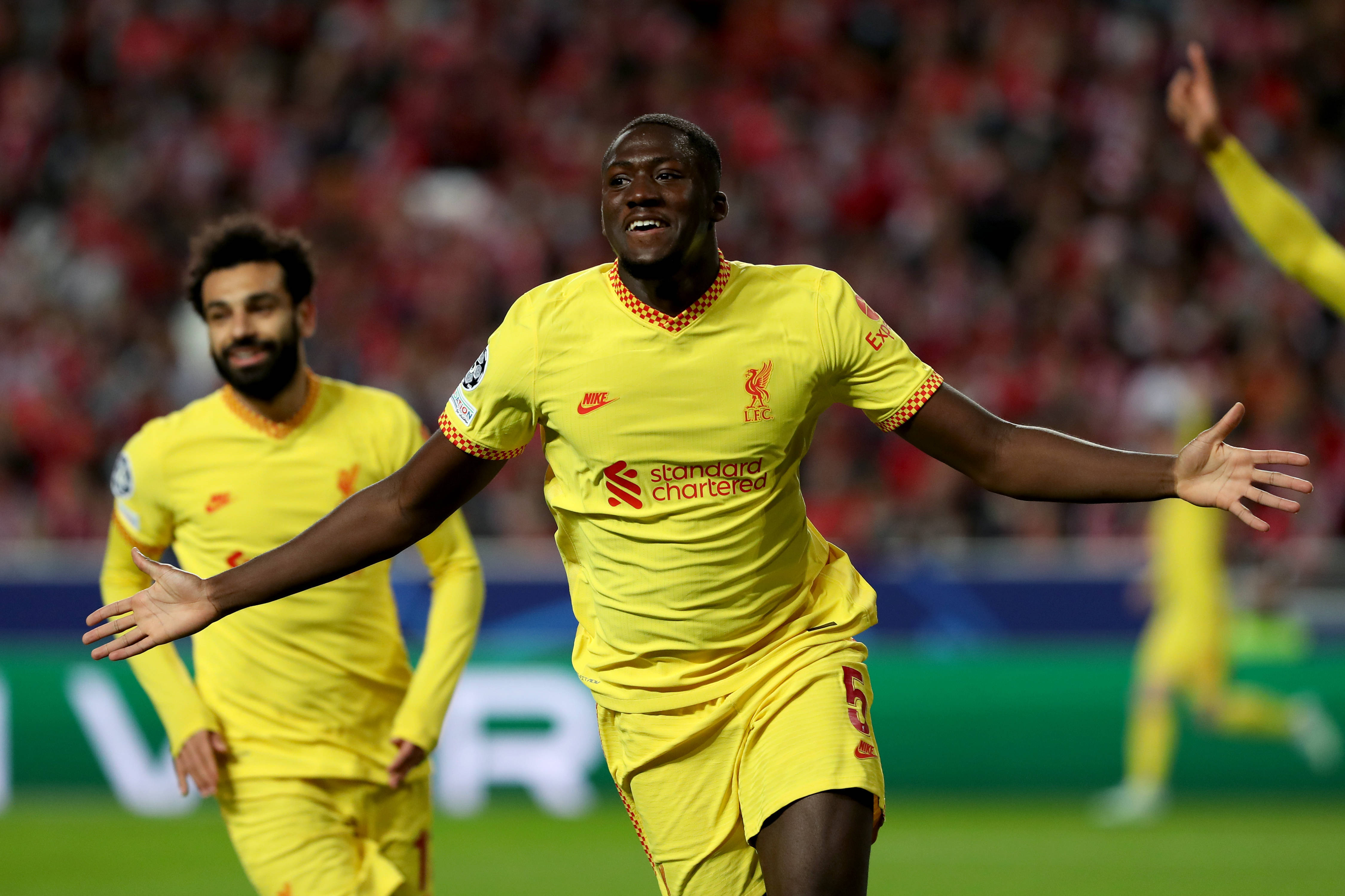 包含博主：利物浦签格伊需再加500万镑浮动，转会完成皇马将签科纳特的词条