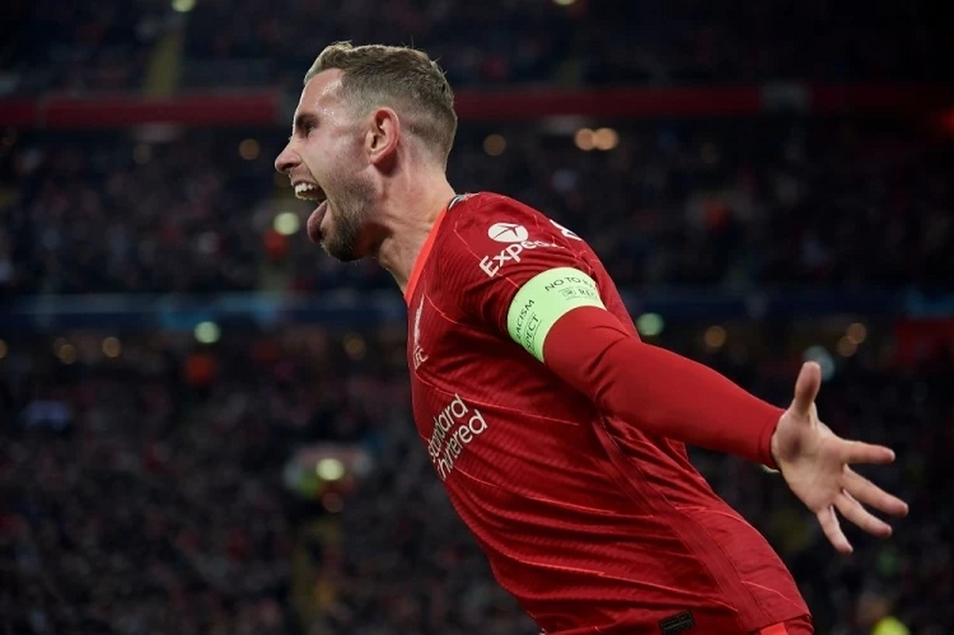 关于比利亚雷亚尔签下国米中场布坎南；转会费为900万欧的信息