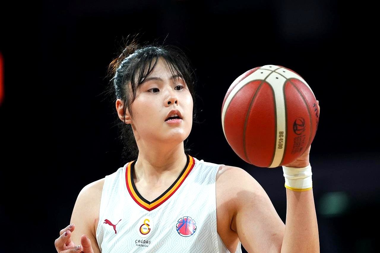 包含手感不佳！李月汝7中1得4分4篮板WNBA飞翼不敌王牌的词条