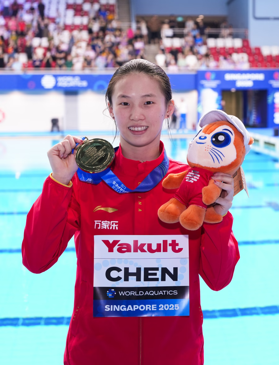 关于世锦赛4连冠!陈芋汐10米台断层领先摘金的信息