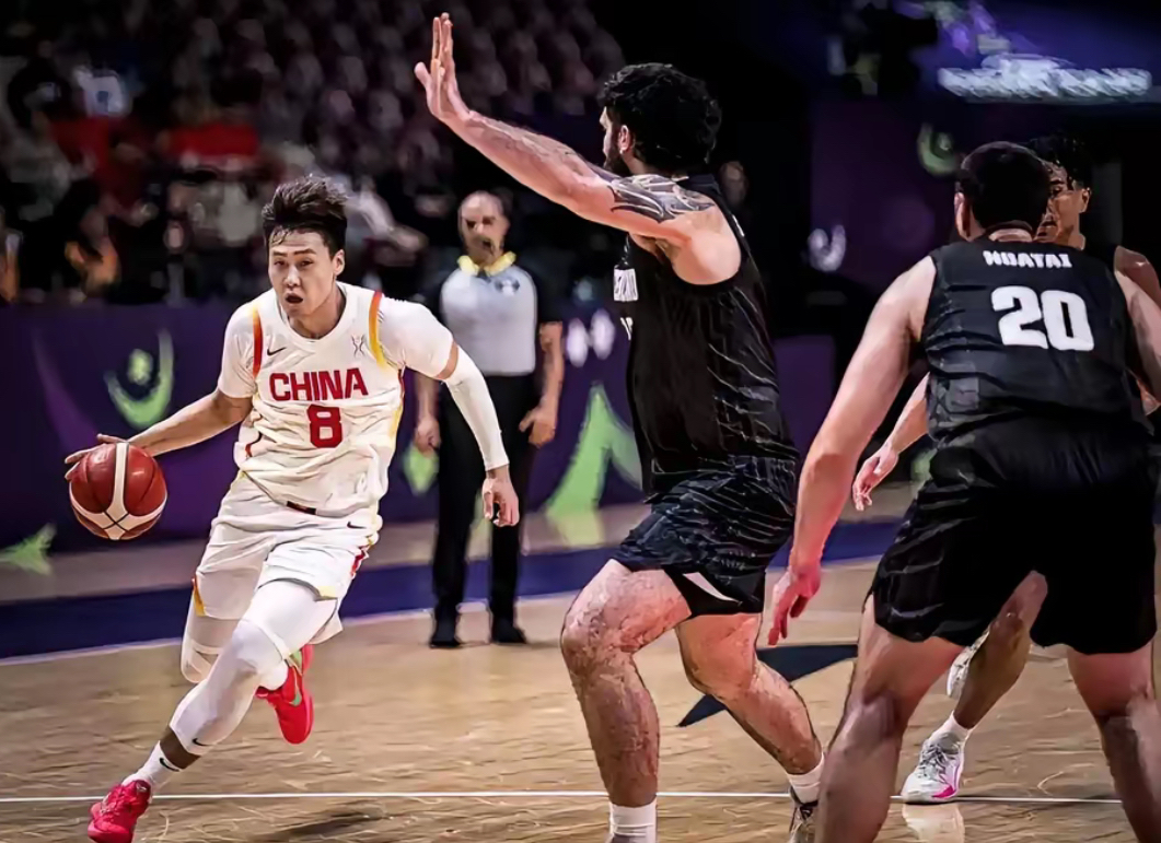 关于解说:北京只有赵睿能稳定处理球,广厦防守给的压力非常大的信息 关于解说:北京只有赵睿能稳定处理球,广厦防守给的压力非常大的信息