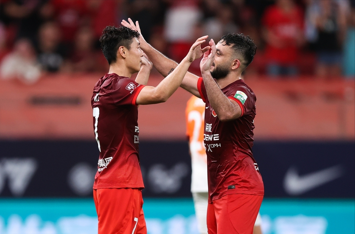 关于海港官宣！武磊西人队友加盟，球队6外援配置，的信息