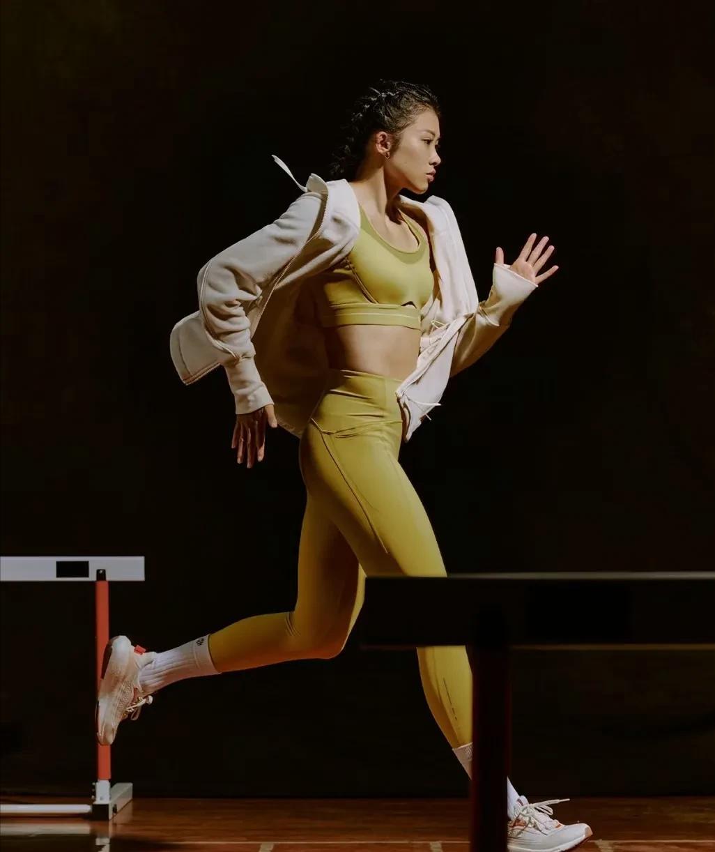 关于和吴艳妮同一天生日！佩德罗——被梅西耽误的巴萨妖人的信息