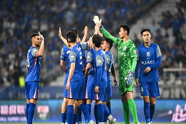 包含中超转会风云:上海申花正式告别路易斯等五将,武汉三镇外援转战中甲豪门的词条 包含中超转会风云:上海申花正式告别路易斯等五将,武汉三镇外援转战中甲豪门的词条