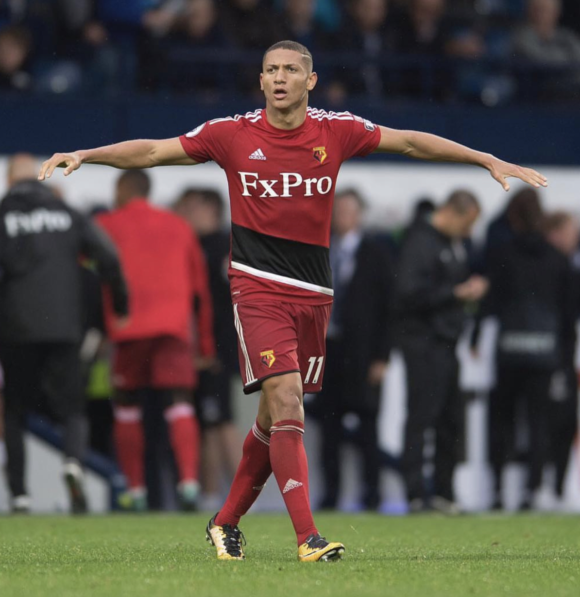 队友弥补了我的不足希望利拉德早日回归