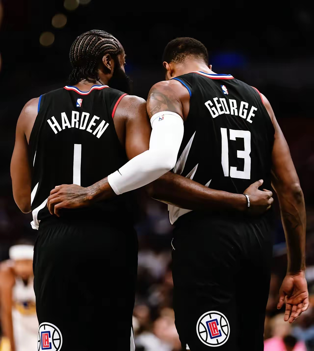 快船新赛季预计首发：哈登比尔小卡科林斯祖巴茨的简单介绍