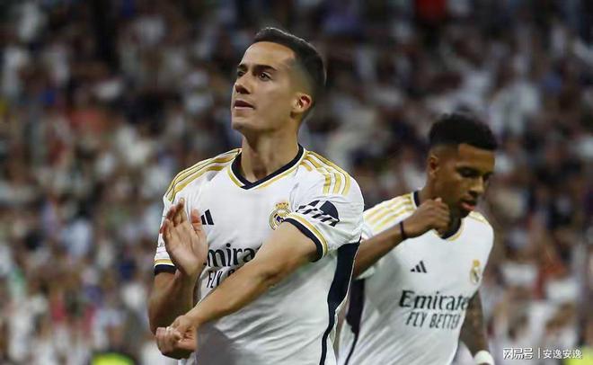 马卡：巴斯克斯圣诞假期回到了皇马，和老队友们的简单介绍