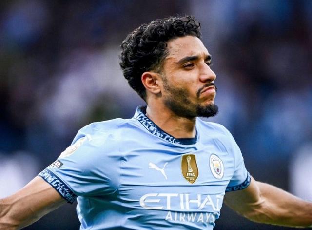 包含4年仅12球，曼城1亿英镑中场身价狂跌7200万欧元，30万周薪无人问津的词条