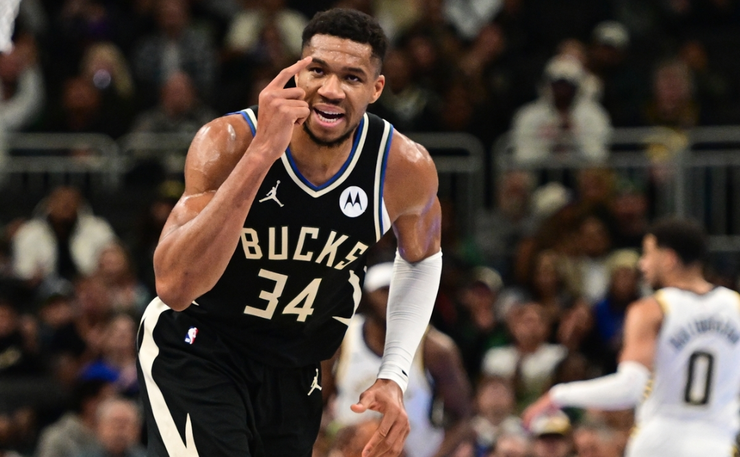 字母哥24+4+7米勒空砍31分雄鹿击败黄蜂