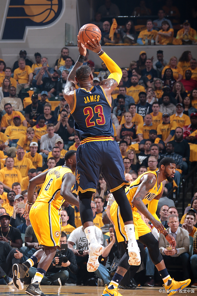 勒布朗打球是为了赢总冠军，也会对我们高要求的简单介绍