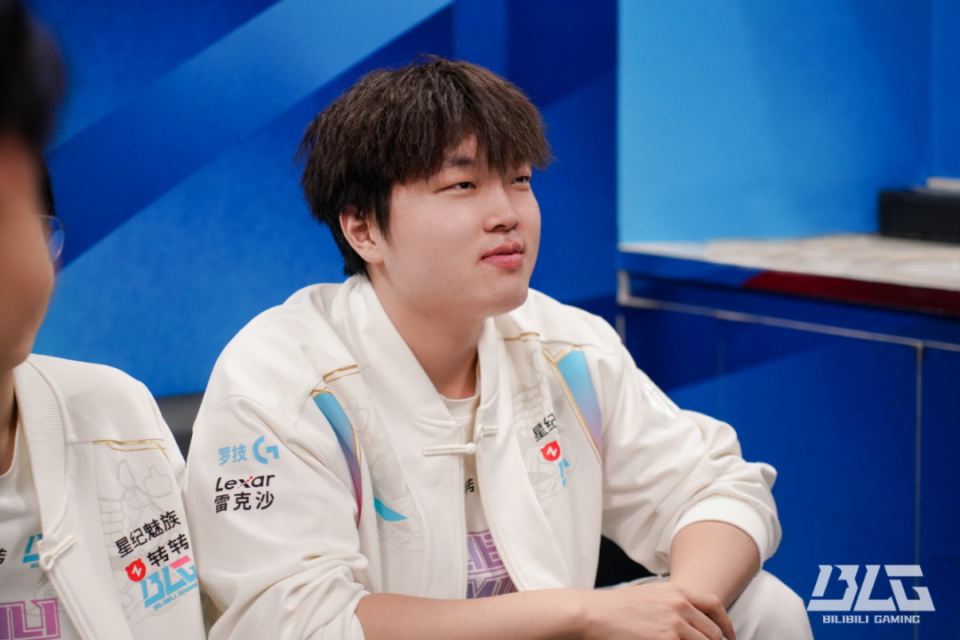 包含LPL第2位大满败选手诞生！BLG落地成盒，第3次“宫野革命”来了？的词条