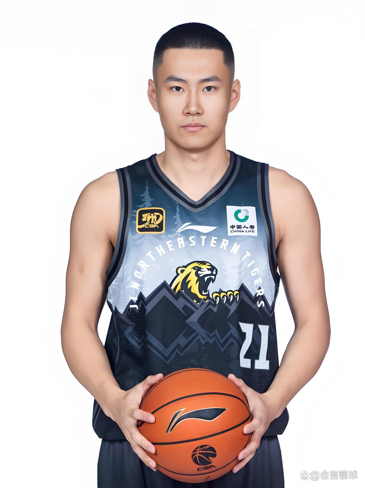 关于CBA-辽宁主场不敌上海男篮杨鸣场边激动指挥的信息 关于CBA-辽宁主场不敌上海男篮杨鸣场边激动指挥的信息