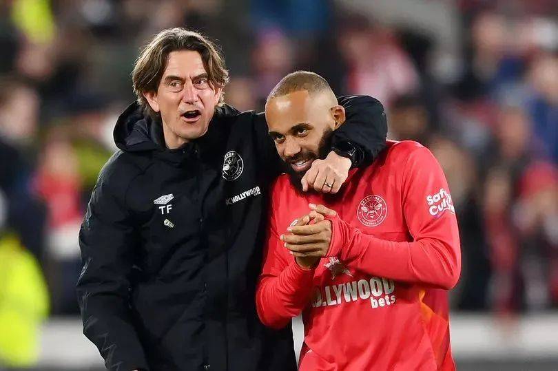 包含曼联第三次7000万镑报价姆贝乌莫转会交易已接近完成的词条