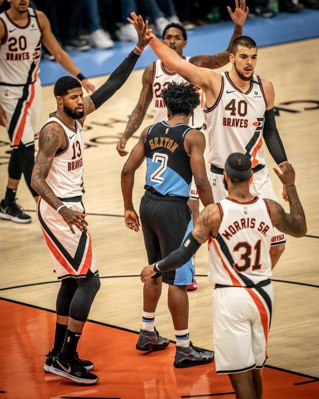 关于恐怖！快船可祭出“碰不得”阵容平均年龄364的信息