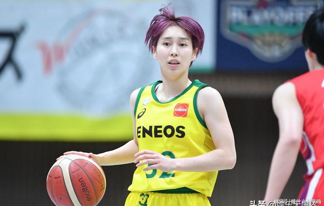 包含宫泽夕贵全场出战31分钟10中6，三分5中4得18分9板1助1断1帽的词条