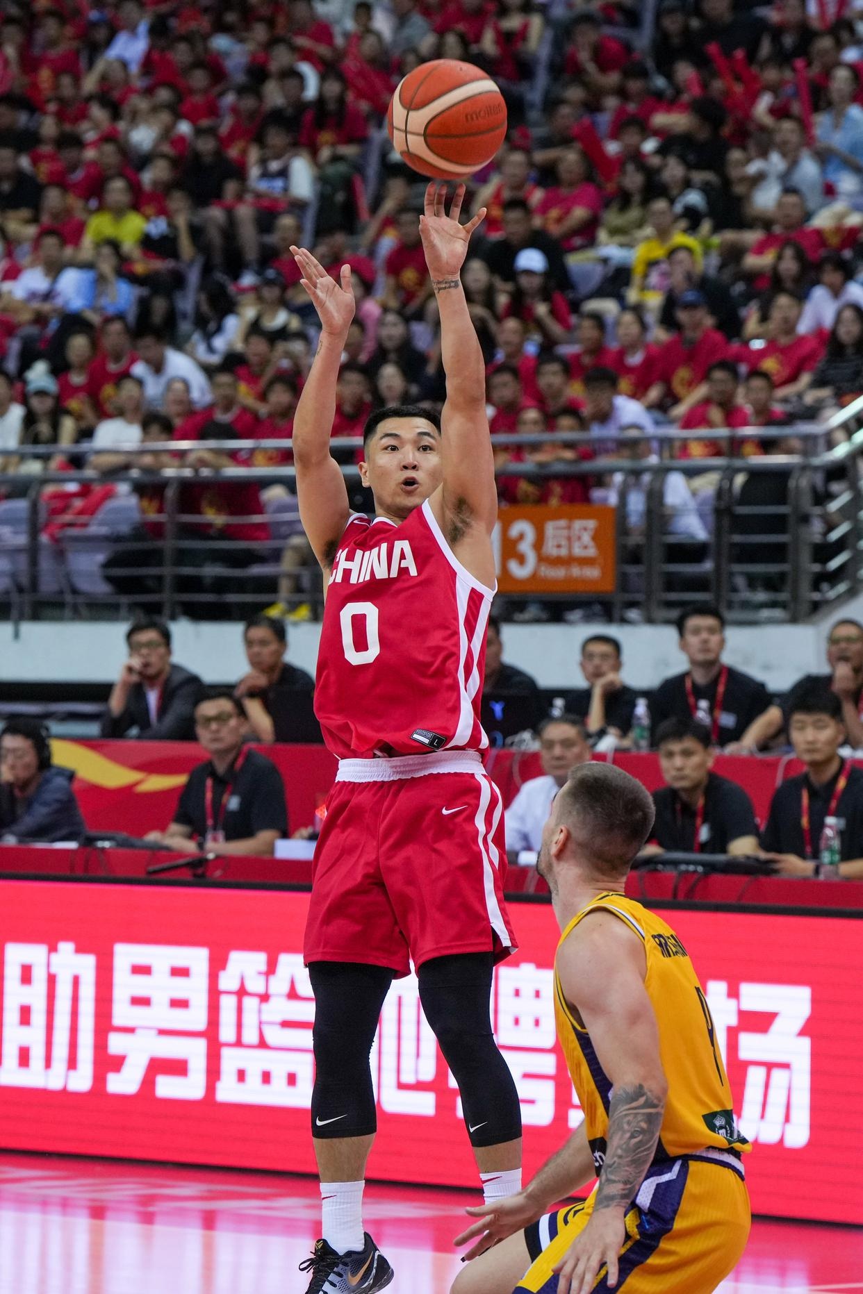 关于热身赛-廖三宁13+6+4胡金秋12分中国男篮轻取波黑的信息