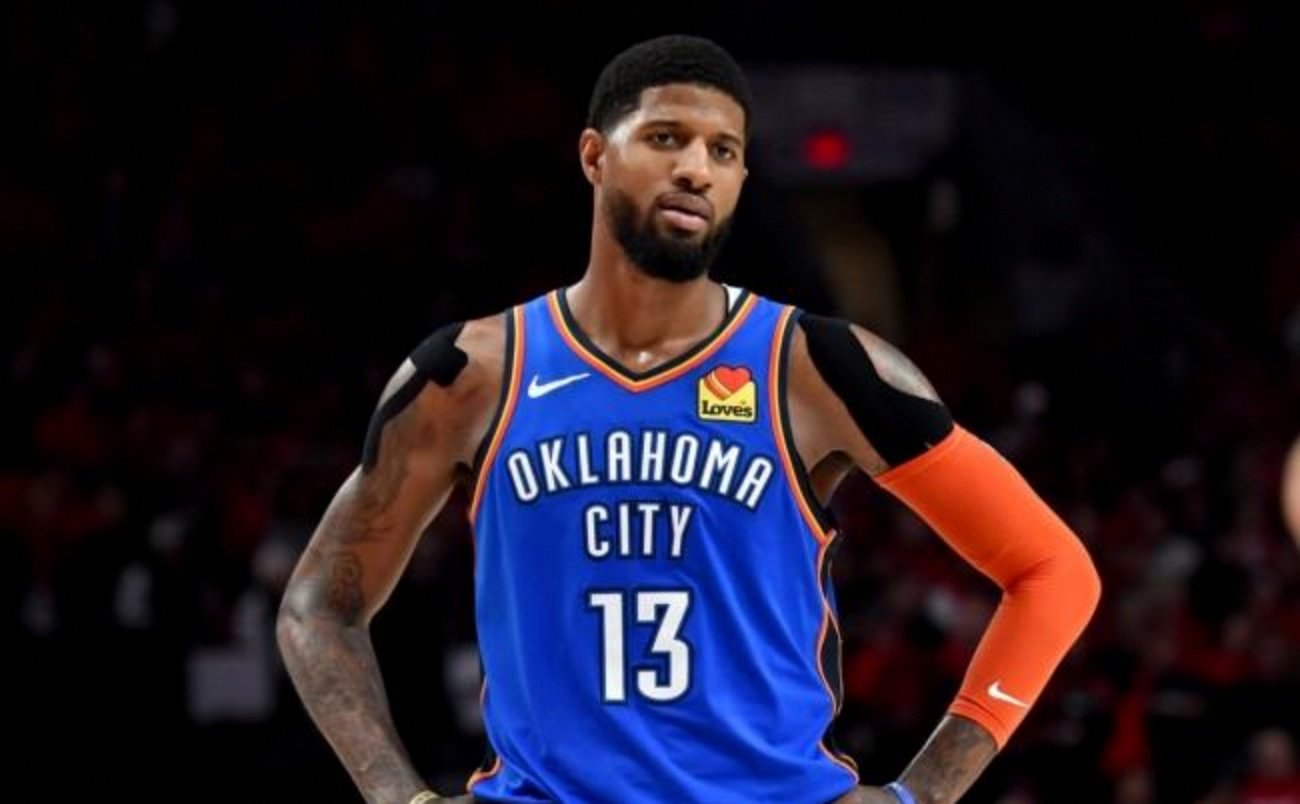 包含乔治过去4个赛季仅中间两赛季出勤超50场，同时也入选全明星的词条