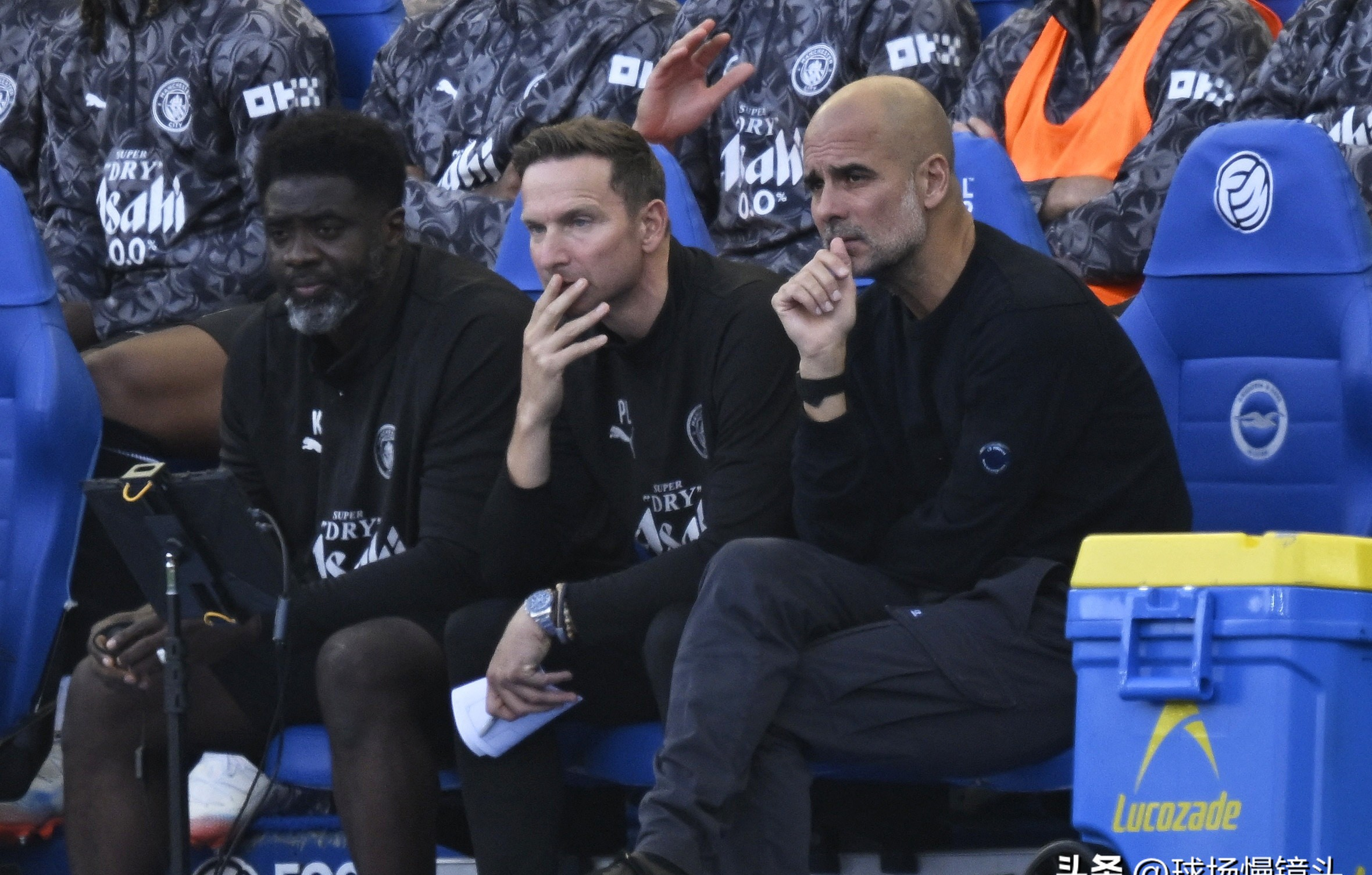 包含曼城赛季前瞻：大豪购制造战术疑云，瓜迪奥拉要靠助教的词条