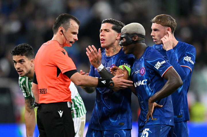 世俱杯决战!巴黎盼五冠王蓝军捍卫英超荣耀的简单介绍