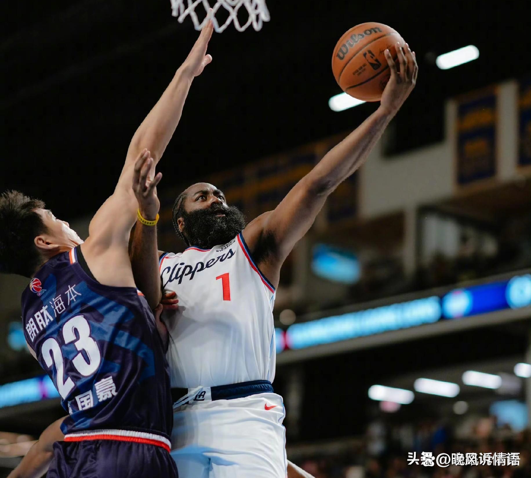 包含快船131-90轻取国王球员评价：5人满分，4人及格的词条