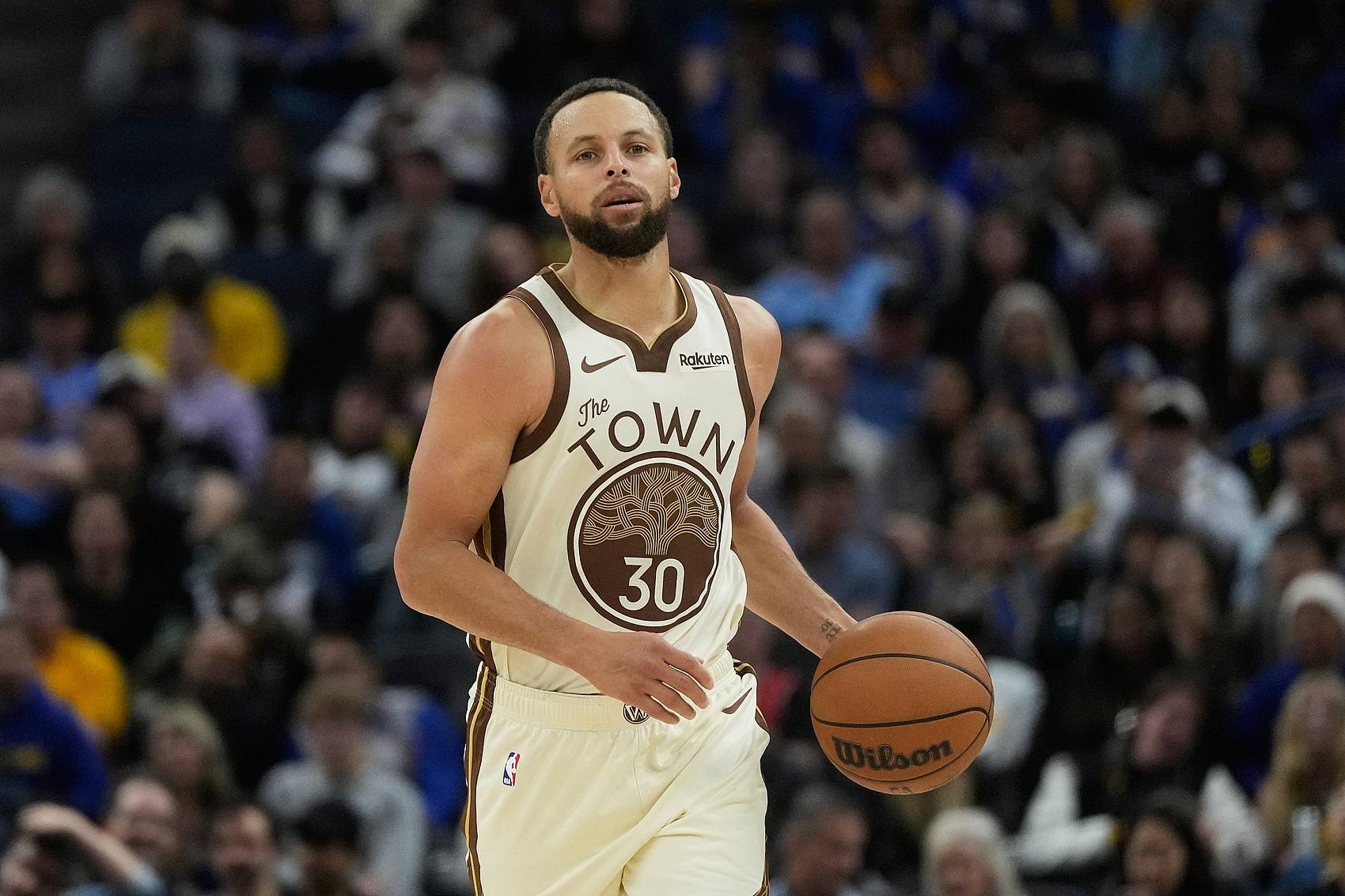 NBA今日里程碑！库里超越加内特，老里超越乔治卡尔，2人创新高的简单介绍