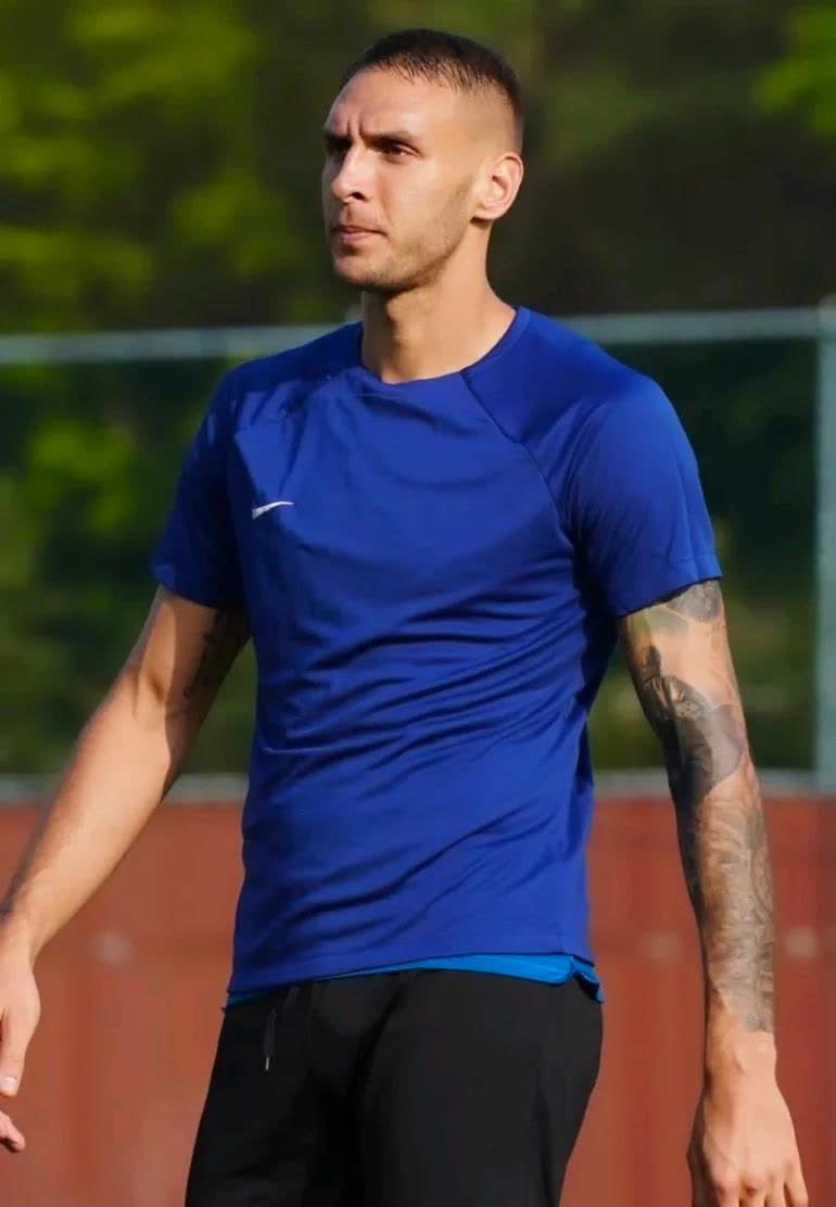 包含中超：深圳新鹏城中卫杜加利奇离队山东泰山、辽宁铁人成潜在下家的词条