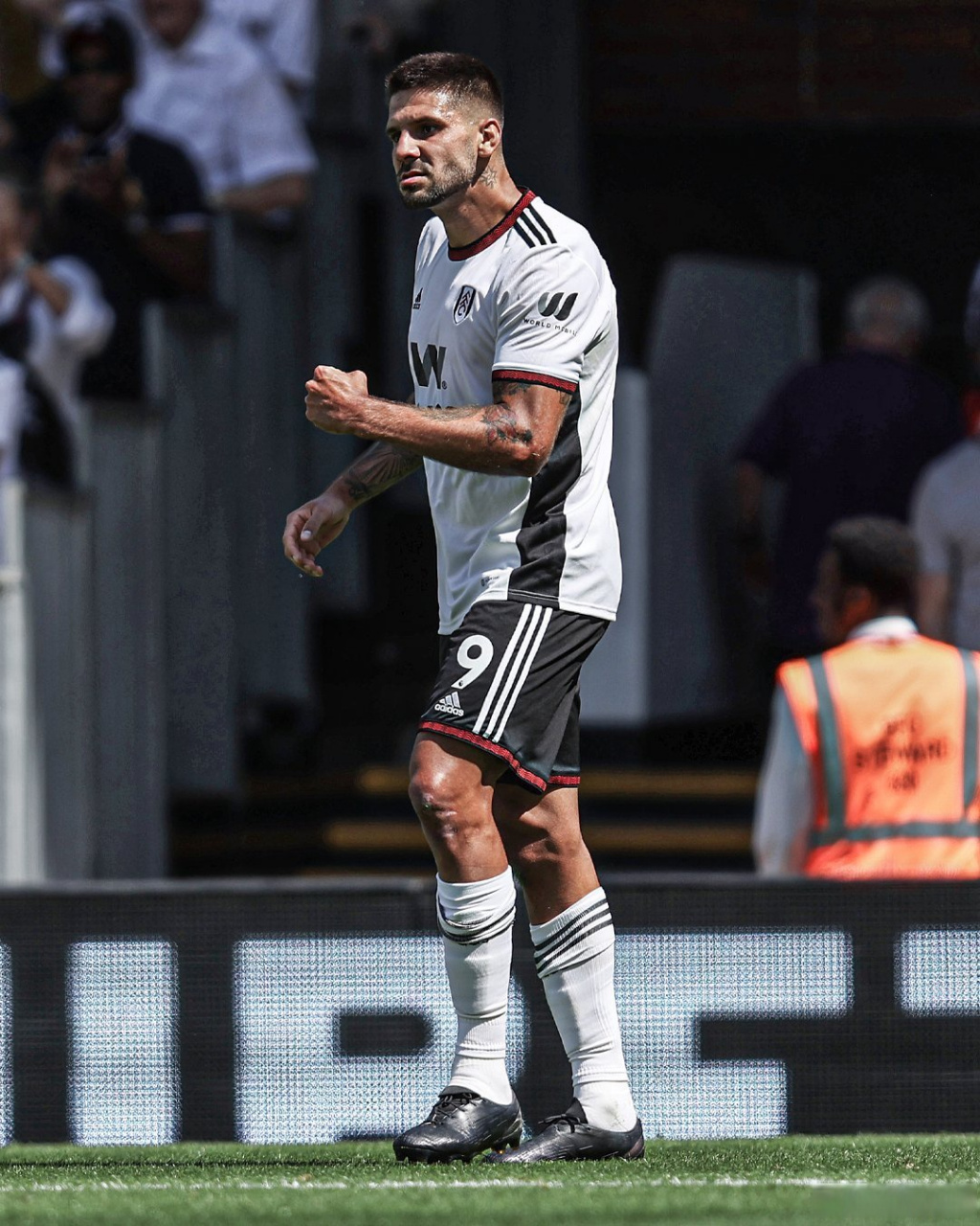 富勒姆2-2利物浦里德补时绝平的简单介绍