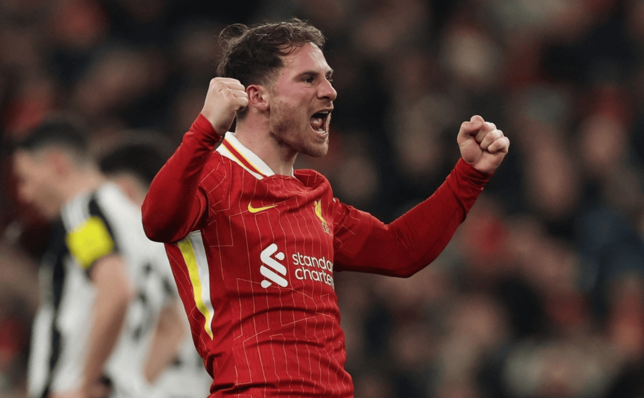 包含英超最新积分战报：两大豪门惨遭绝平，曼联丢分，阿森纳优势扩大的词条