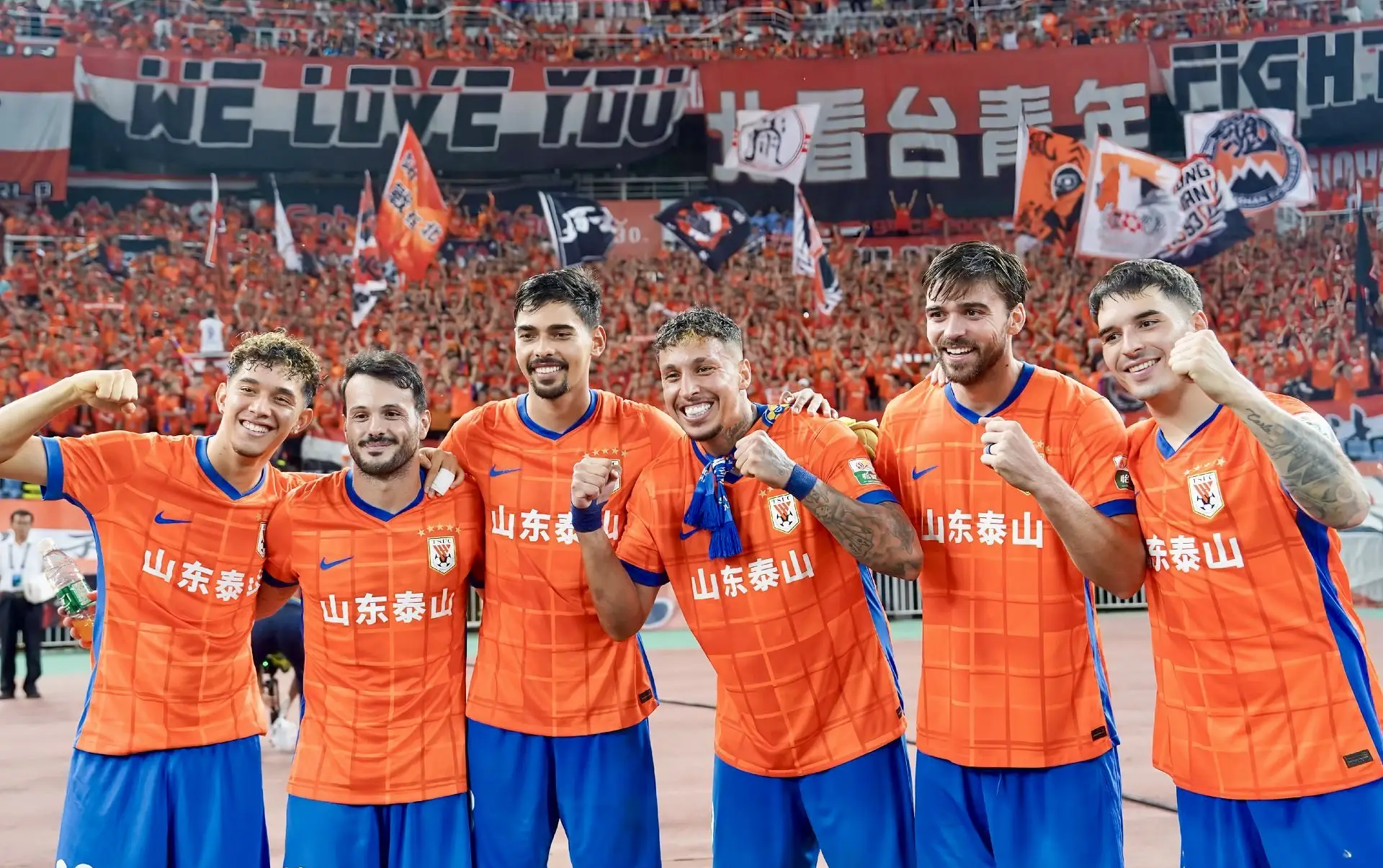 关于泰山队下赛季无需急于引援，关键在于引进高水平中场助力夺冠的信息