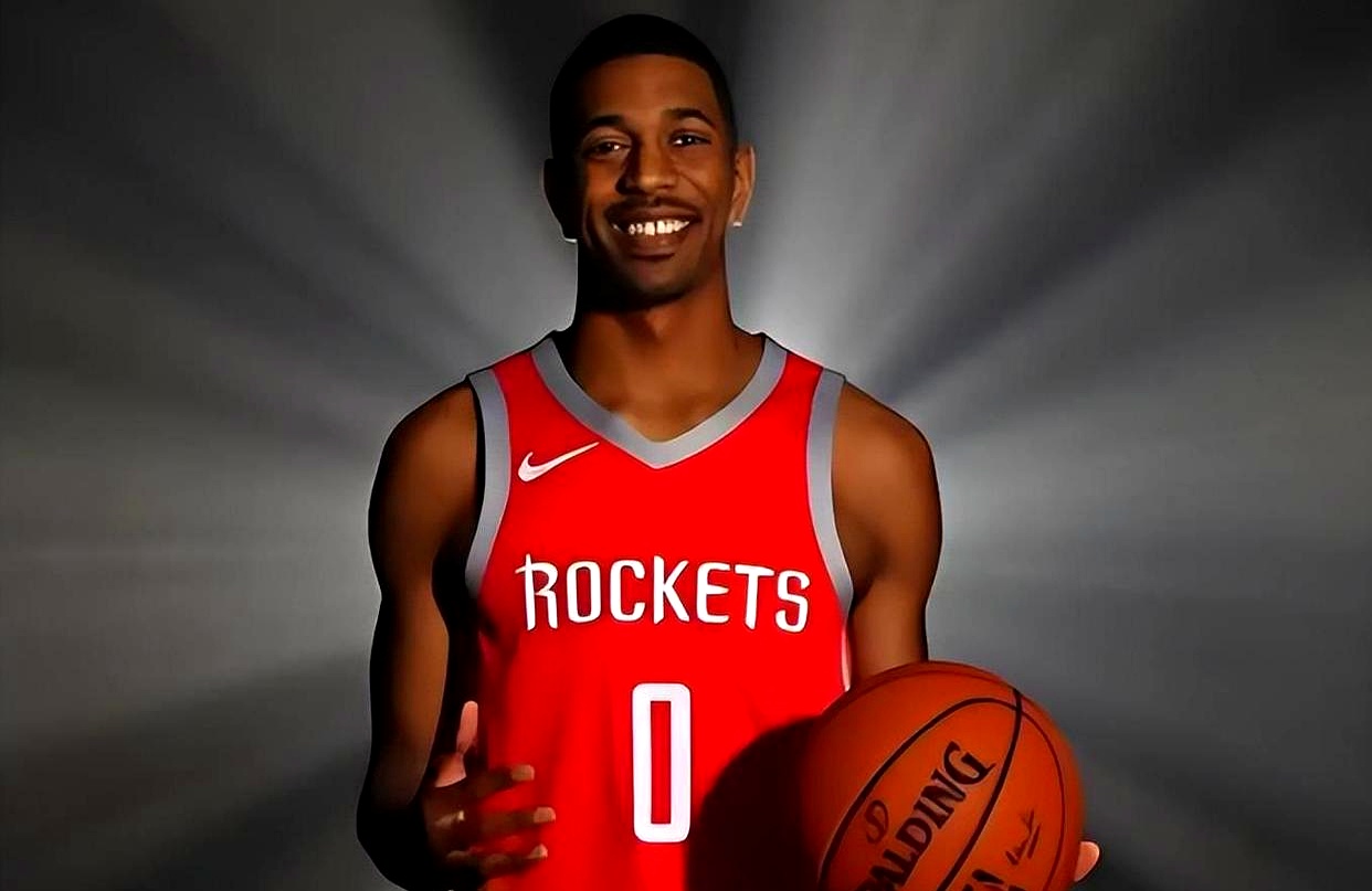 包含再见杰夫-格林！火箭、快船、尼克斯酝酿三方交易，2米03前锋辅佐杜兰特争冠的词条