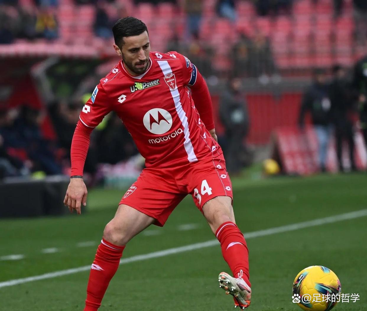 关于内斯塔：曾有机会执教拉齐奥；年少时自己的天赋的信息