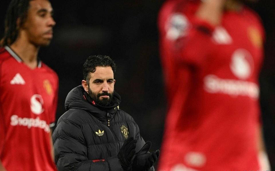 曼联主帅阿莫林新闻发布会掀波澜：直面质疑，强硬回应的简单介绍