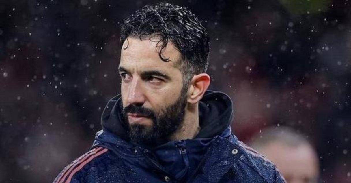 包含曼联内战！阿莫林与高层争权挑战拉爵，强调绝不辞职曝欲拿钱下课的词条