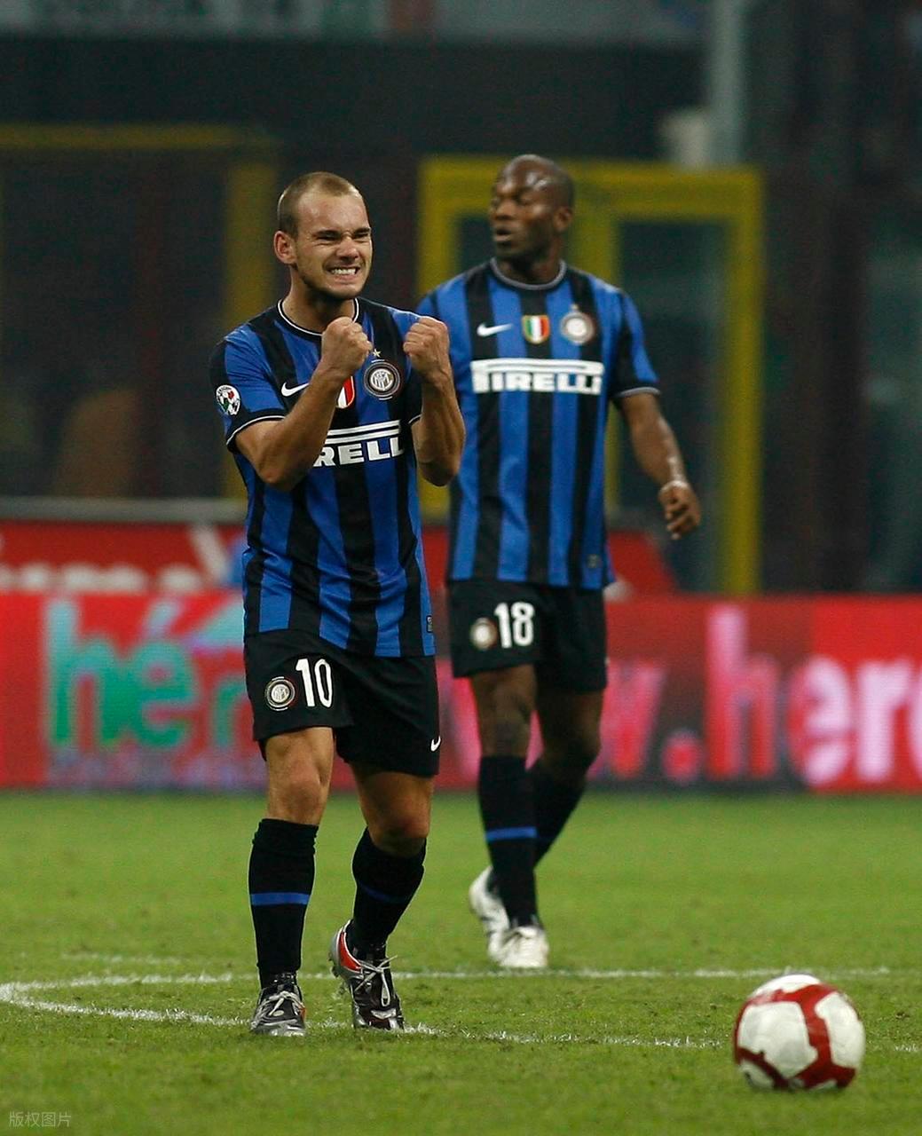 关于斯内德谈2010年金球奖：梅西是当年的世界最佳，但我则更成功的信息