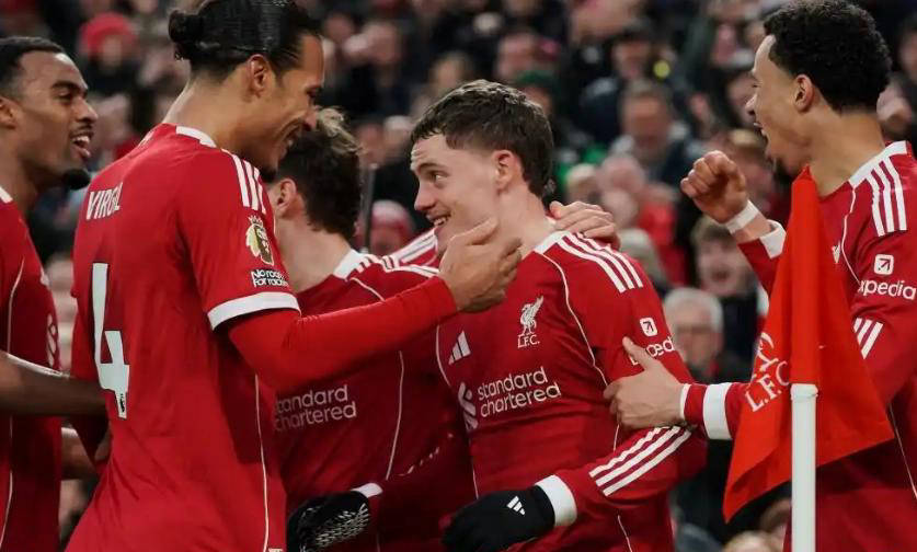 真不能赖运气欠佳：利物浦2-2富勒姆，斯洛特有何战术可言？的简单介绍