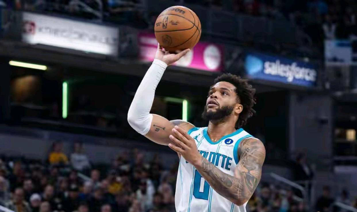 迈尔斯·布里奇斯脚踝受伤，黄蜂战雄鹿再添伤兵的简单介绍