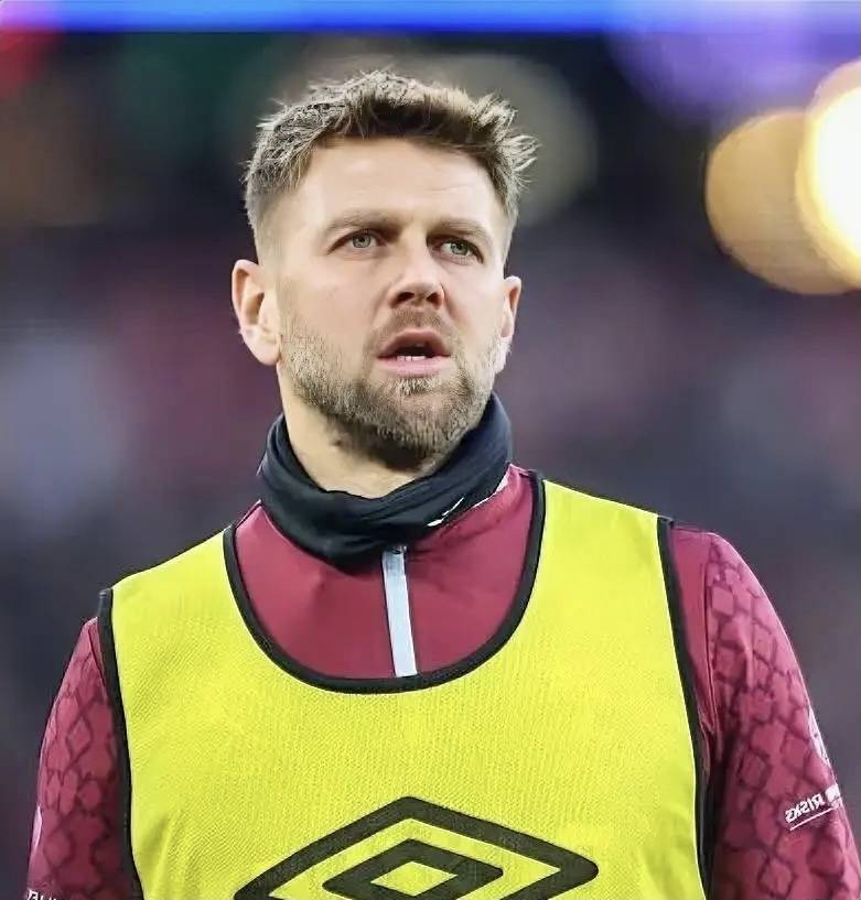 关于意甲媒体透露：米兰在2024年因价格太高而没能签下菲尔克鲁格，最终选择了莫拉塔的信息